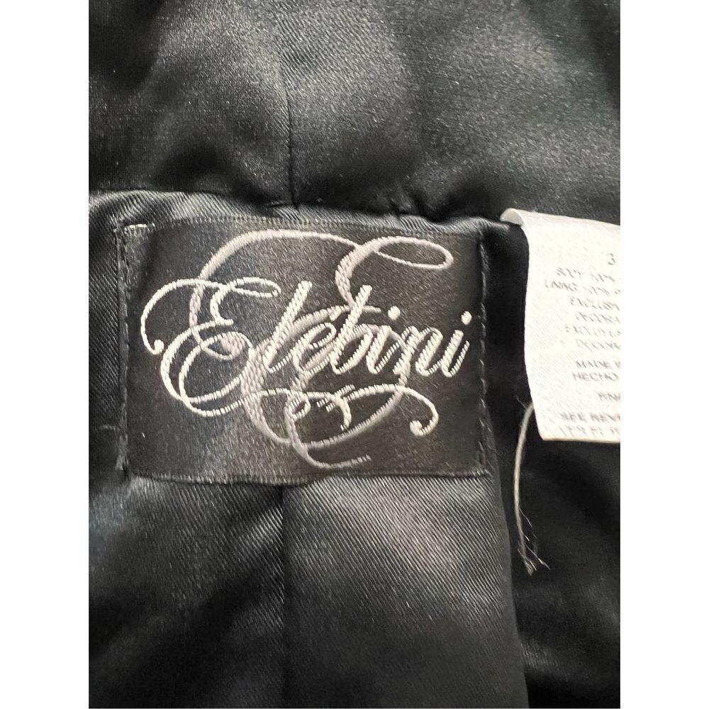 Elebini Cape  - Picture 5 of 6